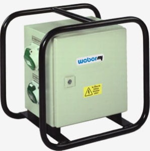 Przetwornica elektroniczna do wibratorów zatapialnych wysokiej częstotliwości do betonu WEBER EFU 2,7-Twin