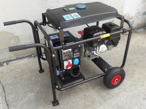 Agregat SUMERA SMG-9T-H-AVR 8.6 kVA 400V + duży zbiornik + zestaw transportowy
