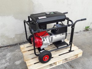 Agregat SUMERA SMG-7M-H-AVR 6.7 kW 230V + duży zbiornik + zestaw transportowy 