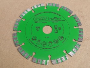 Tarcza diamentowa uniwersalna do materiałów budowlanych PEZAL TURBO PTUP150-2A  150mm 22,2mm